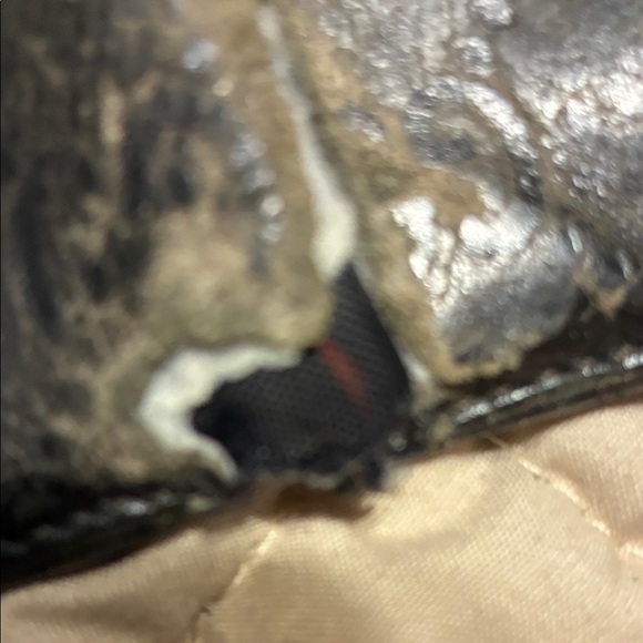 Gucci Distressed Black Leather Project Wallet - - Picture 7 of 7